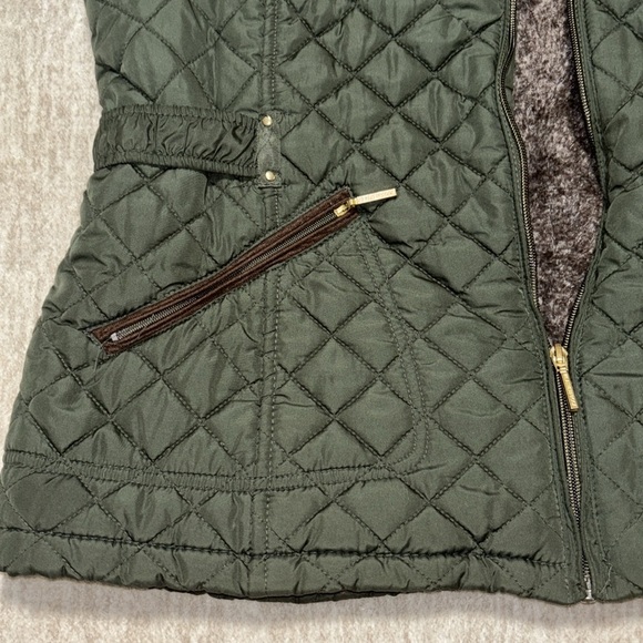 XL Weatherproof Army green puffer vest faux fur lined gold hardware women's - Picture 3 of 6